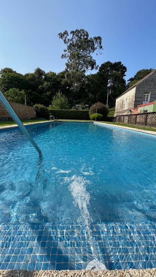 Casa de férias para 4 pessoas, com piscina infantil e jardim e ainda piscina, adaptado a crianças em Baiona (Galiza)