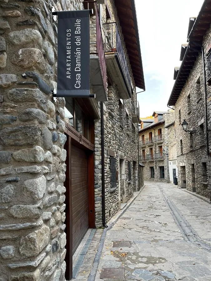 Maison de campagne pour 10 personnes, avec balcon et vue, adapté aux familles - 1