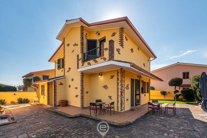 Gîte pour 10 personnes, avec jardin à Iglesias - 3