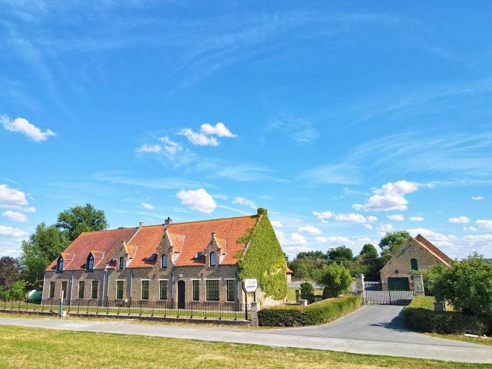 Location de vacances pour 32 personnes, avec vue et jardin à Lo-Reninge - 2