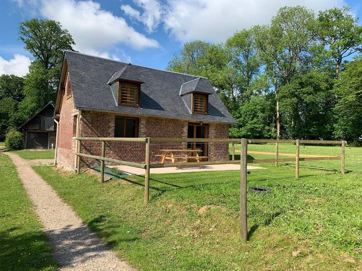 Location de vacances pour 4 personnes, avec jardin dans Saint-Martin-aux-Arbres