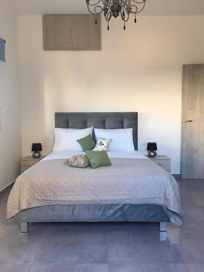 Gîte pour 6 personnes, avec balcon dans Ierápetra - 3