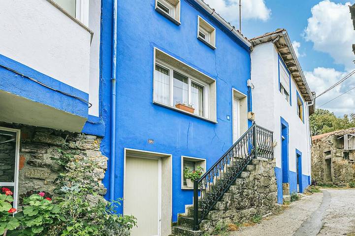 Holiday home for 3 people, with pool, with pets - 1