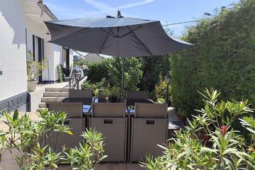 Location de vacances pour 6 personnes, avec jardin dans Arnouville Les Gonesse