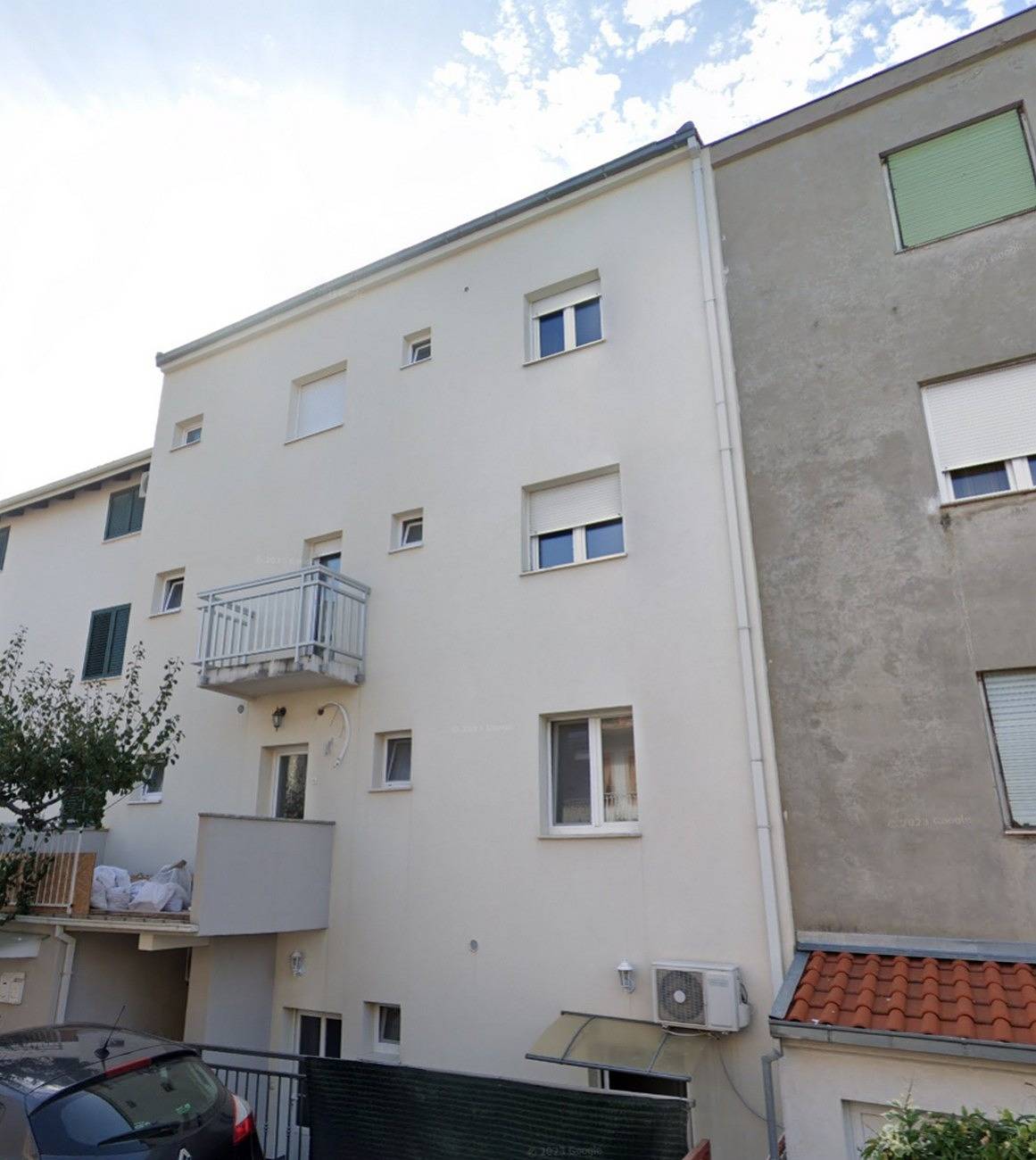Ganze Wohnung, 2-Zimmer-Ferienwohnung mit Balkon und Meerblick Stobrec, Split -a in Stobrec, Split-Dalmatien