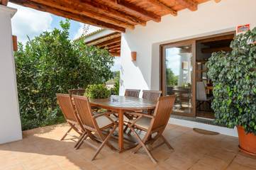 Villa in Santa Eulària des Riu, Ibiza Osten für 6 