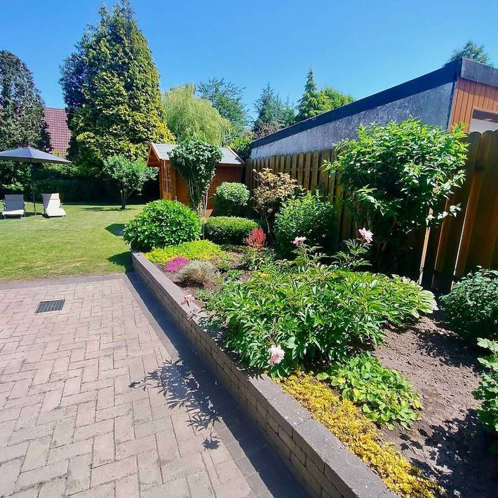 Ferienhaus für 6 Personen, mit Terrasse und Garten in Hage - 4