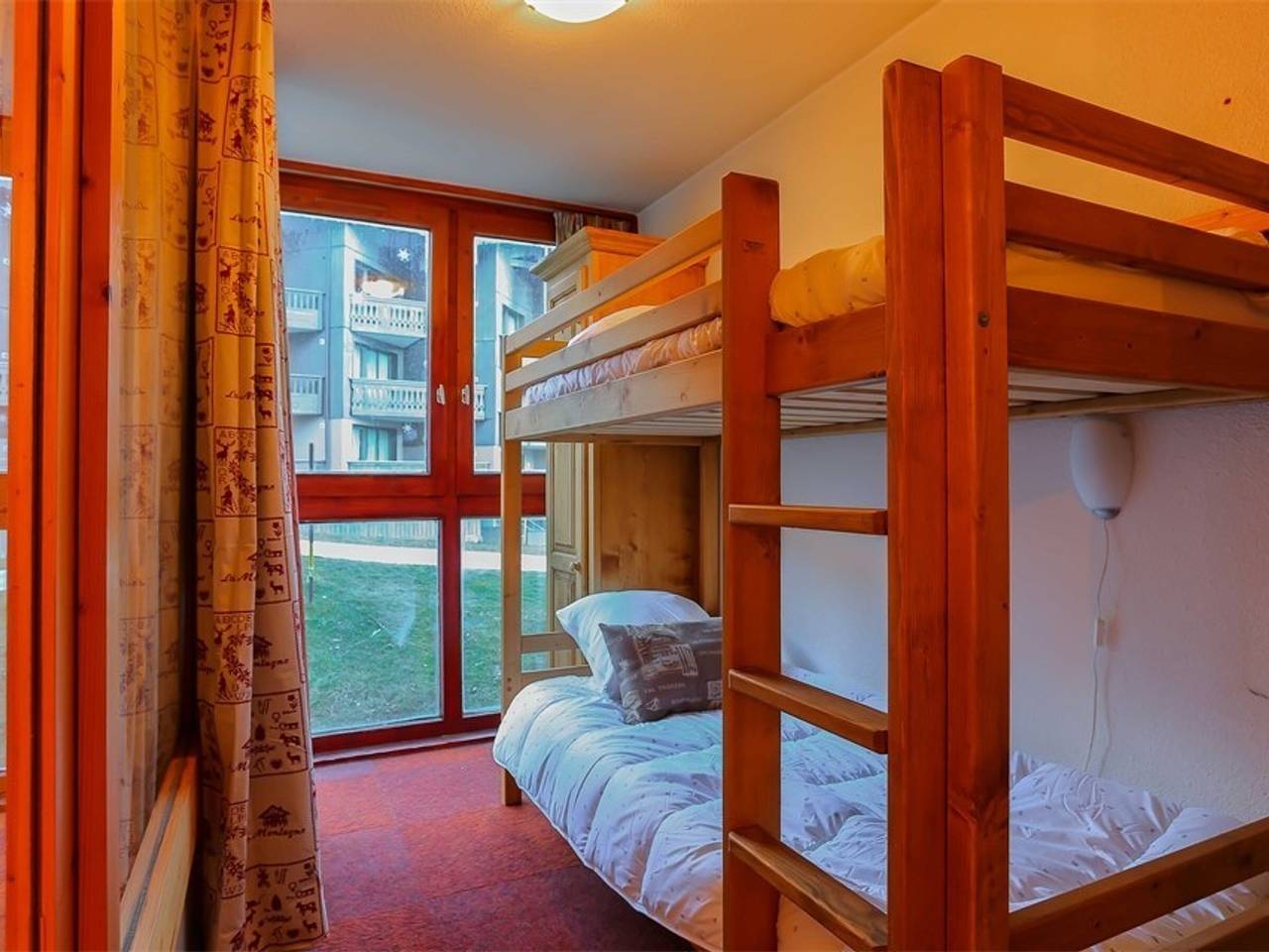 Hel lejlighed, Ski-In/Ski-Out Apartment in Val Thorens - 6 Guests, Comfort Features, Central Location in Val Thorens, Massif de la Vanoise