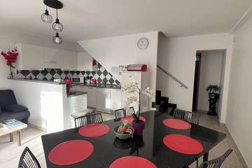 Gîte pour 4 personnes, avec balcon et jardin à Calenzana