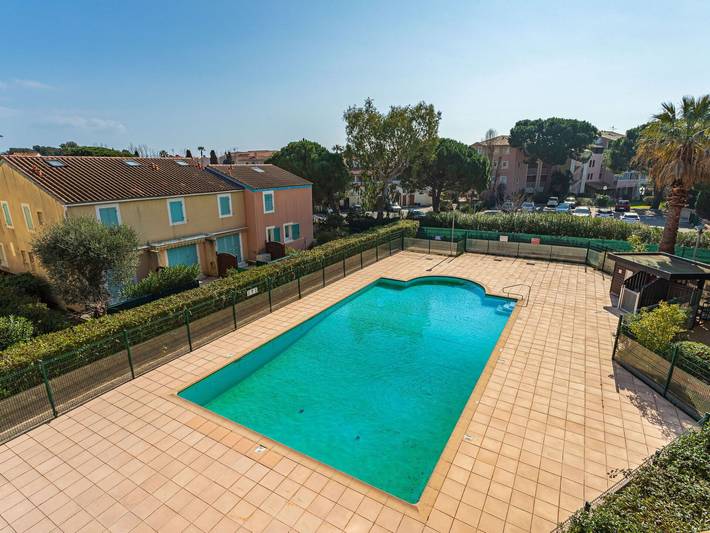 Gîte pour 4 personnes, avec piscine et jardin dans Plage Miramar - 4