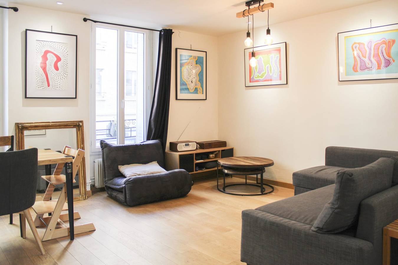 Hel leilighet, Spacious T4 with Wifi near Bercy in 12th Arrondissement, Paris