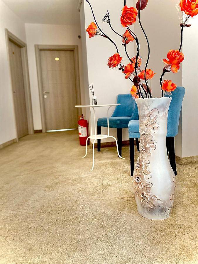 Hôtel pour 3 personnes, avec vue et terrasse dans Mangalia - 3