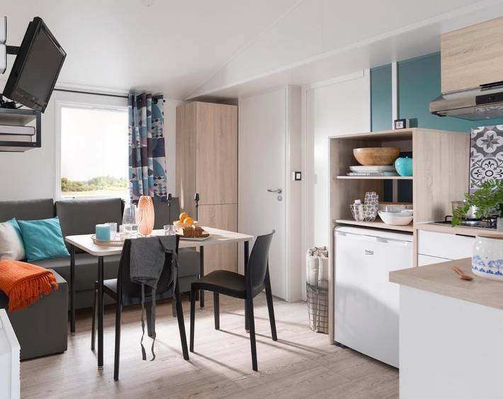 Location de vacances pour 6 personnes, avec piscine ainsi que terrasse et bassin pour enfant à Châtillon (Jura) - 2