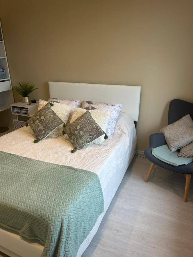 Gîte pour 2 personnes, avec jardin et vue ainsi que terrasse et piscine à Saint-Lager - 2
