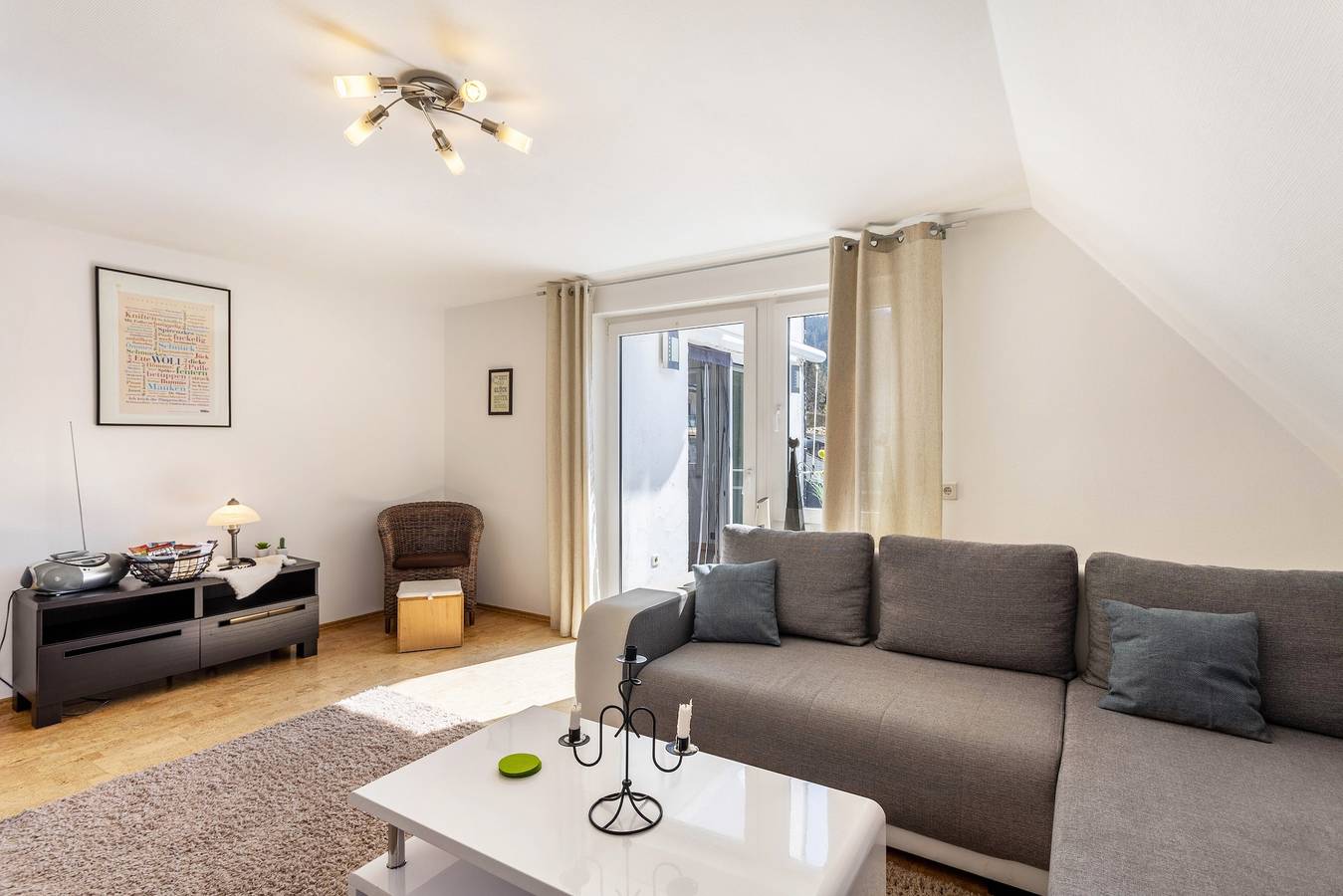 Appartement entier, Appartement 'Raus Aufs Land' avec balcon et Wi-Fi in Schmallenberg, Arrondissement du Haut-Sauerland