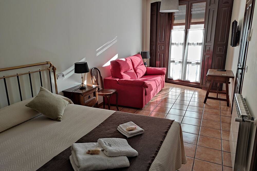 Casa Rural con piscina-jacuzzi \"La Encomienda de Oreja\" in Colmenar de Oreja, La Alcarria