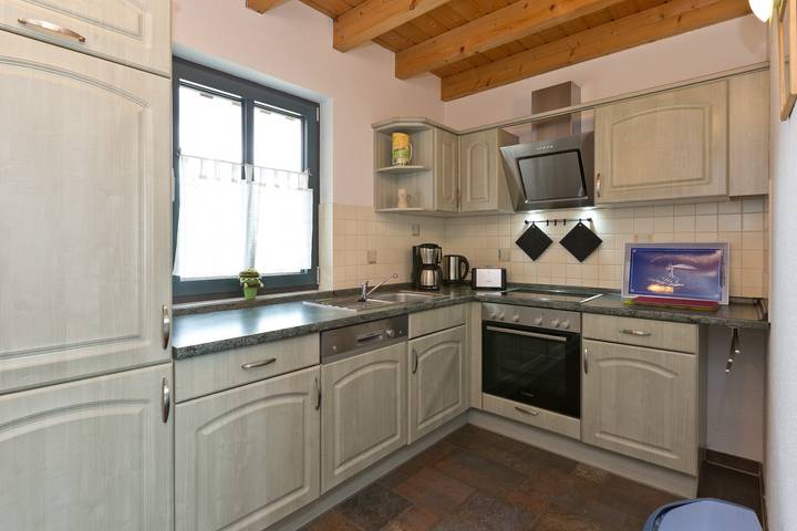 Ferienwohnung für 3 Personen, mit Balkon und Seeblick in Jabel - 3