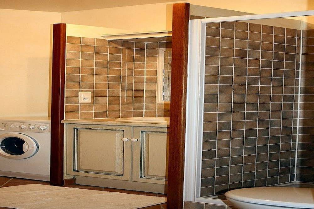 Geheel appartement, Studio Appartement (2 personen) in Villecroze, Draguignan en omgeving