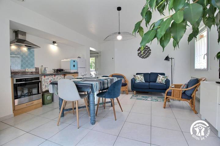 Gîte pour 3 personnes, avec jardin à Brech - 3