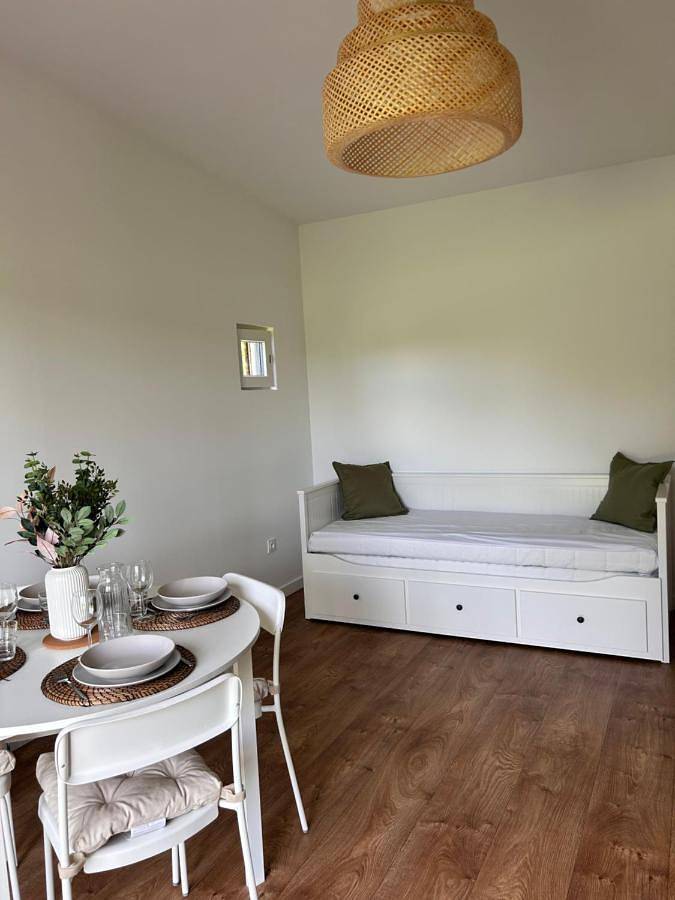 Lodge pour 4 personnes, avec terrasse ainsi que vue et jardin dans Oise - 2