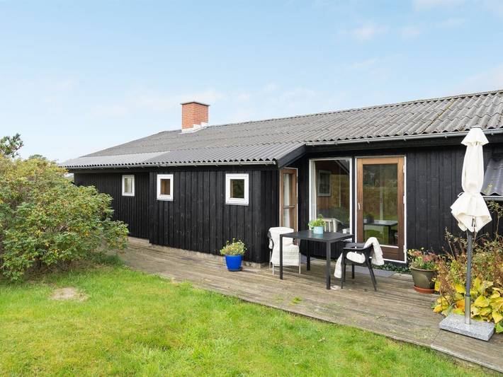 Ferienhaus für 4 Personen, mit Terrasse in Kjul Strand