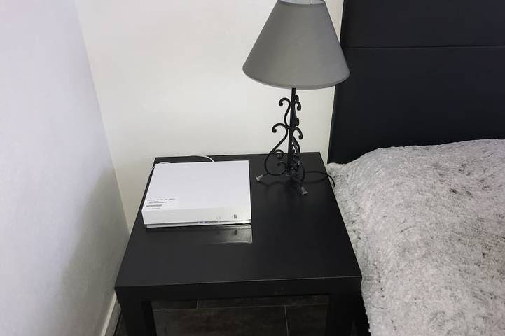 Ganze Wohnung, Schöne T1 30 m2, gated, in der Nähe der Innenstadt, einen privaten Parkplatz. Wi-Fi in Thonon-les-Bains, Thonon-les-Bains und Umgebung