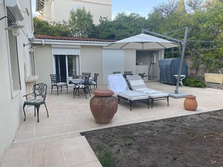 Chambre d’hôte pour 2 personnes, avec vue ainsi que jardin et terrasse à Cannes - 3