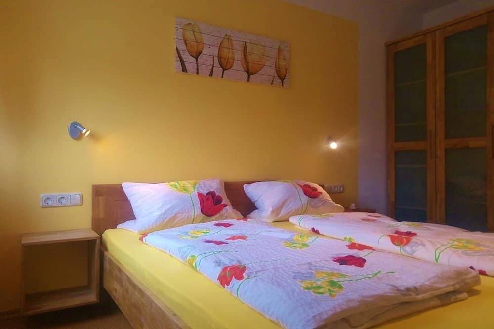 Ganze Wohnung, Ferienwohnung gelegen im kleinen Paradies umrahmt von Wiesen,     Feldern und Wald in Haundorf, Fränkisches Seenland