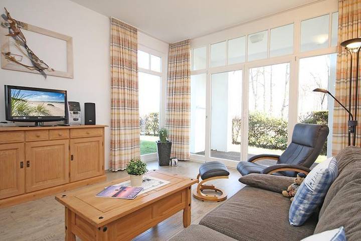 Ferienwohnung für 4 Personen, mit Terrasse und Garten in Ostseebad Kühlungsborn, Kühlungsborn