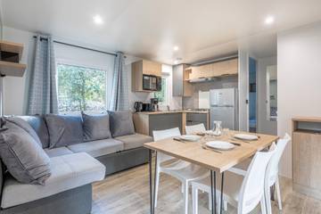 Camping pour 8 Personnes dans Longeville-sur-Mer, Vendée, Photo 3