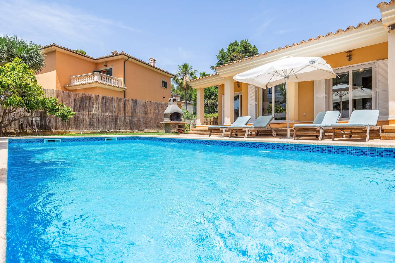 Ferienhaus 'Ramón' mit privatem Pool, Wi-Fi und Klimaanlage in Can Pastilla, Palma