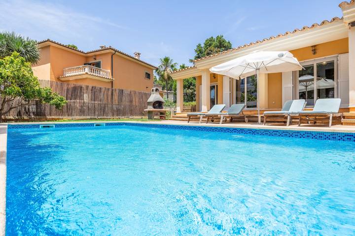 Location de vacances pour 6 personnes, avec jardin, adapté aux familles à El Arenal - 2