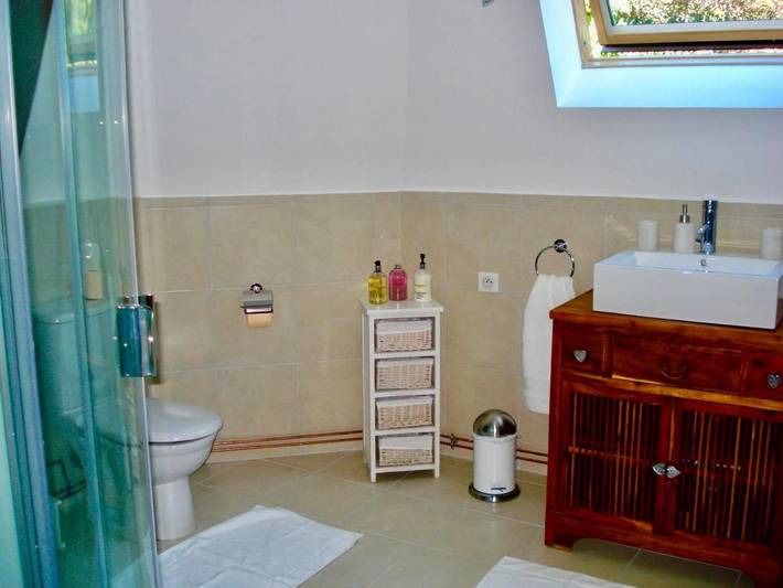 Location de vacances pour 10 personnes, avec piscine ainsi que terrasse et jardin, animaux acceptés à Grandcourt - 2