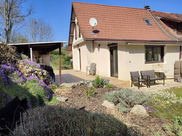 Maison de vacances pour 6 personnes, avec piscine ainsi que jardin et vue dans l' Ain - 3
