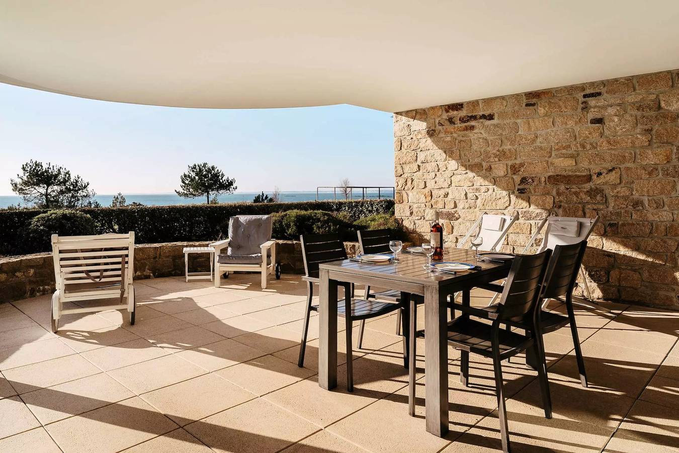 Entire apartment, Carnac apartment 2 rooms-65m2- Sea view-Wifi-3* in Carnac Plage, Carnac