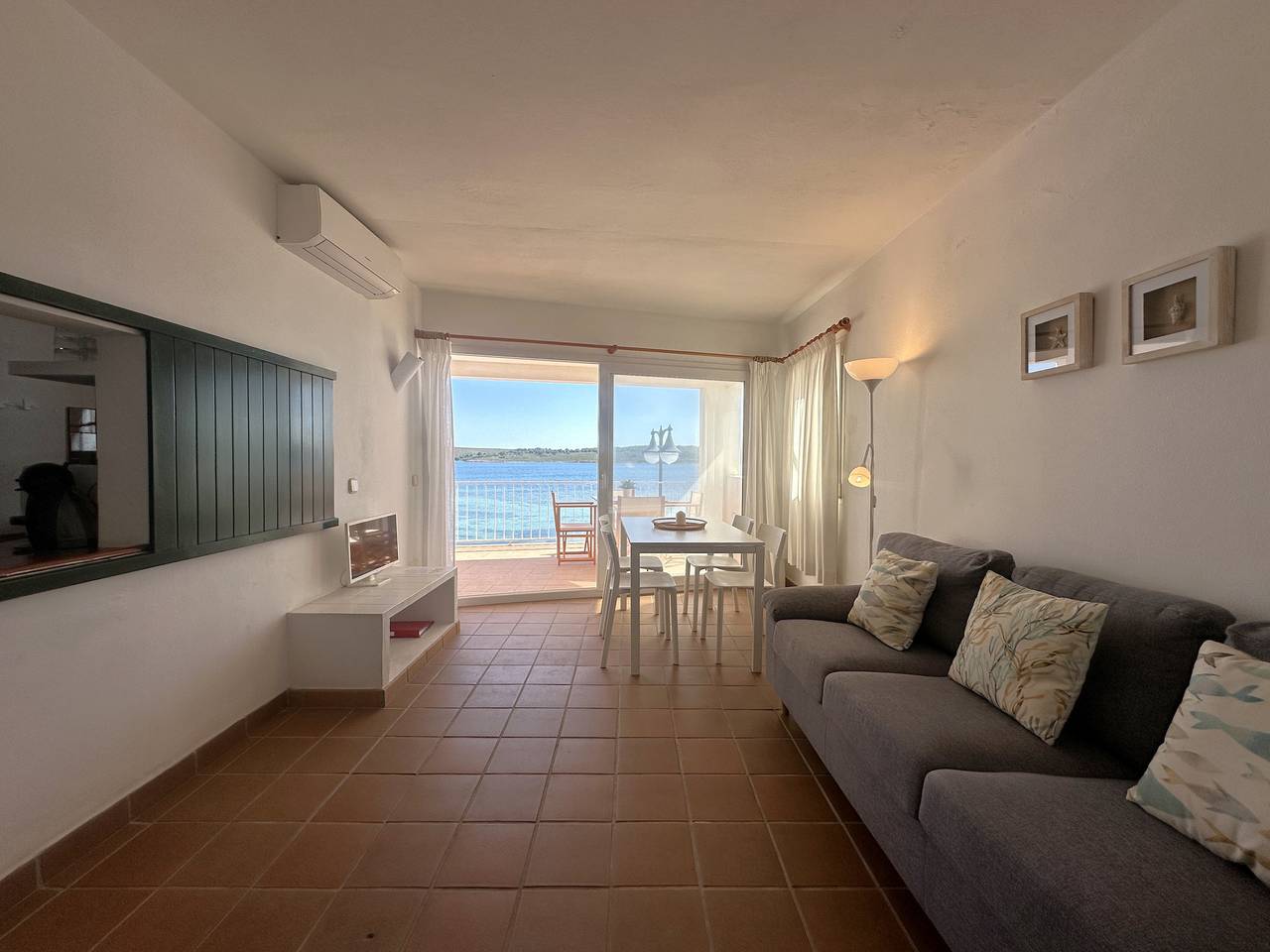 Apartamento entero, Apartamento de vacaciones para 4 personas con terraza in Fornells, Es Mercadal