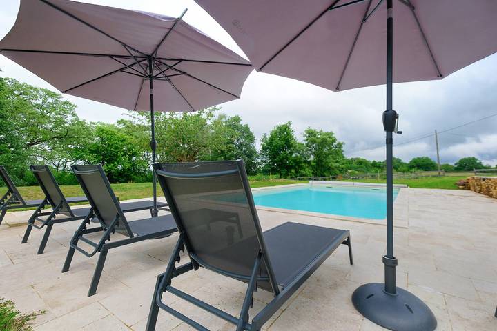 Gîte De L’Egal – Cadouin, für 10 Personen, klimatisiert, mit privatem Pool & Charme des Périgord in Le Buisson-de-Cadouin, Périgord Pourpre