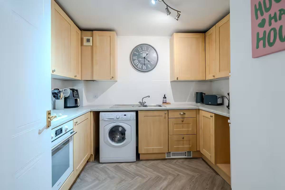 Hel ferieleilighet, Sleeps 3 Apartment -Ascot Racecourse -Free Parking in Berkshire