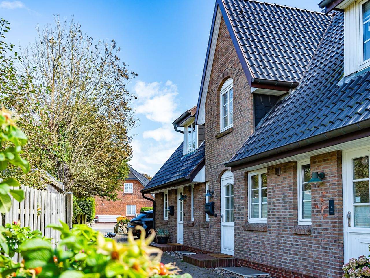 Ganze Ferienwohnung, Lorena - Ferienwohnung für bis zu 3 Personen mit Balkon. - nur 450 Meter bis zum Strand! in Westerland, Sylt (Gemeinde)