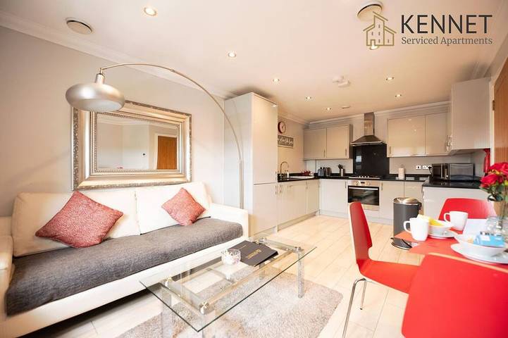 Apartment for 4 people, with terrace in Reading