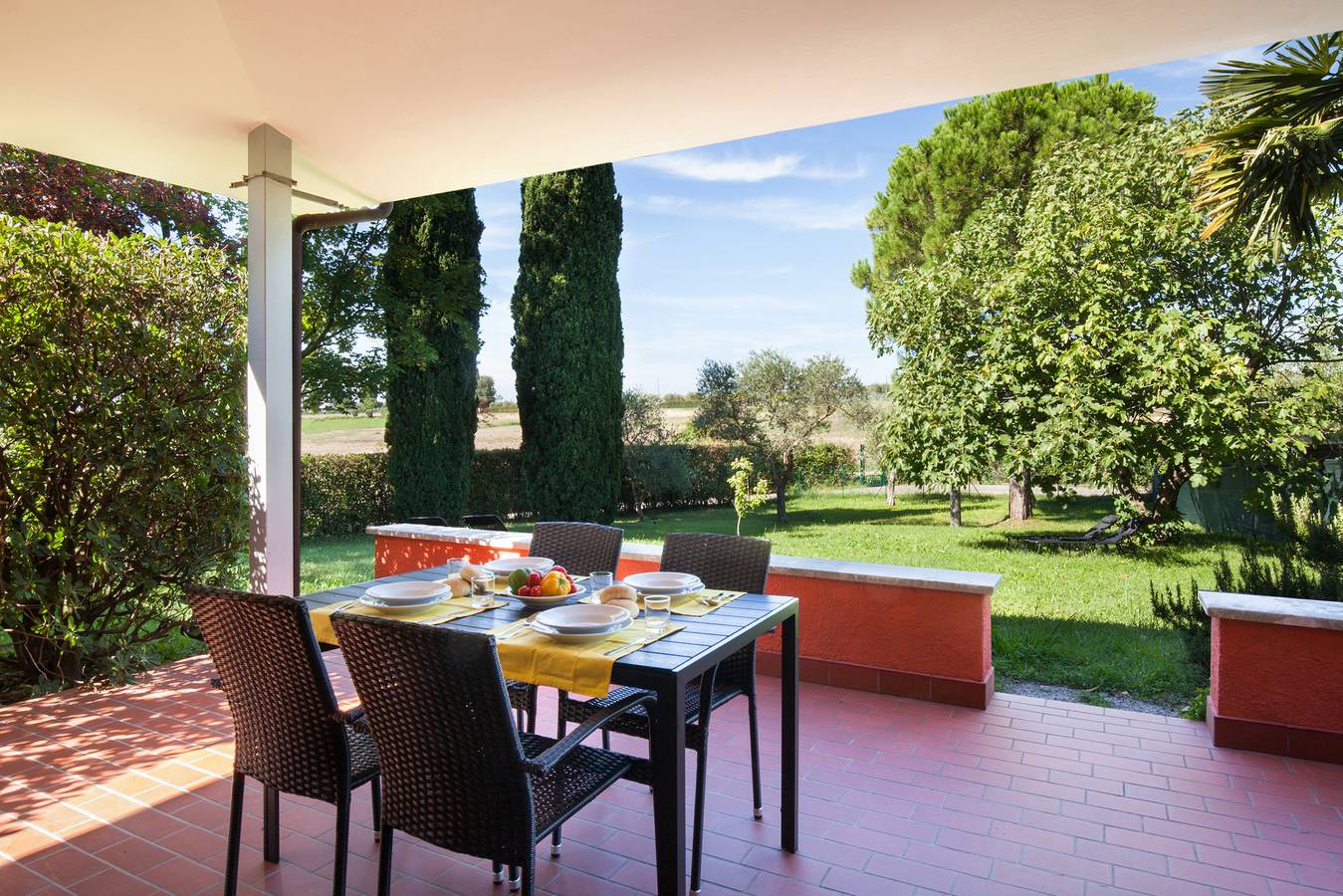 Apartamento entero, Apartment Noon with Pool in Bardolino, Montañas Garda