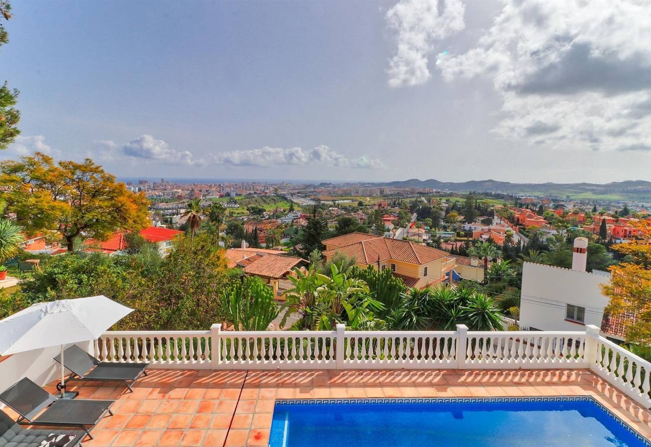 Villa 'Fantastic View' mit Meerblick, Wlan und Klimaanlage in Mijas Costa, Mijas
