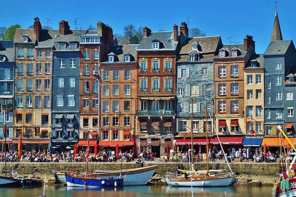 House center honfleur with outside in Honfleur, Région de Lisieux