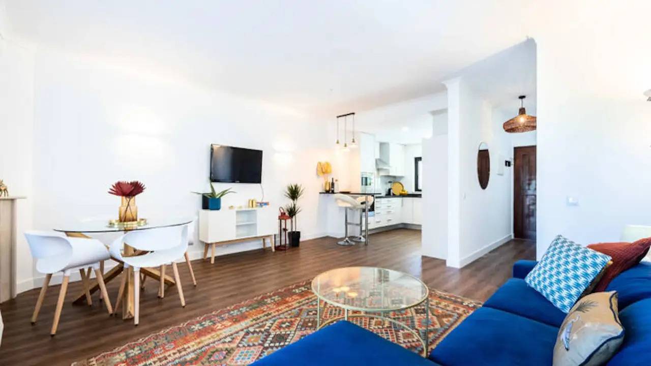Geheel vakantieappartement, Ferienwohnung für 6 Personen (100 m²) in Ferragudo in Ferragudo, Faro District