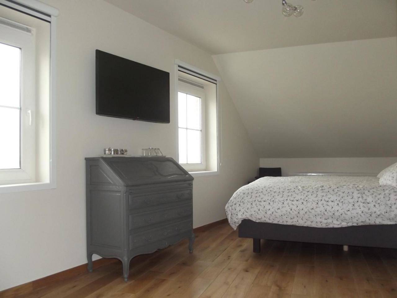 Superior Double Room in Steenvoorde, Région de Dunkerque