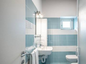 Camping per 2 Persone in Manerba del Garda, Lago di Garda, Foto 2