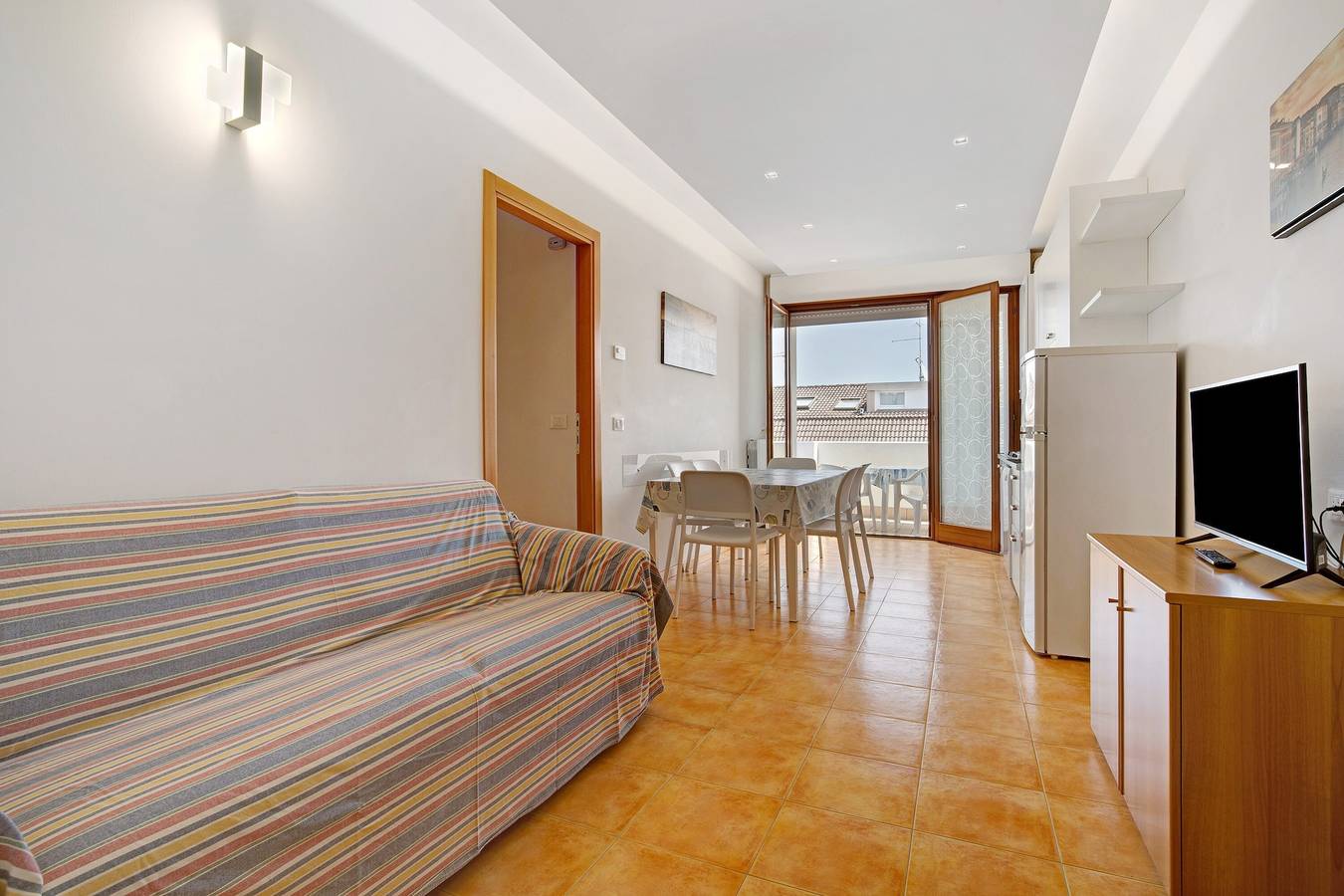 Appartamento intero, Appartamento 'Residence Papaya A202' con piscina condivisa e terrazza privata in Lido di Jesolo, Jesolo
