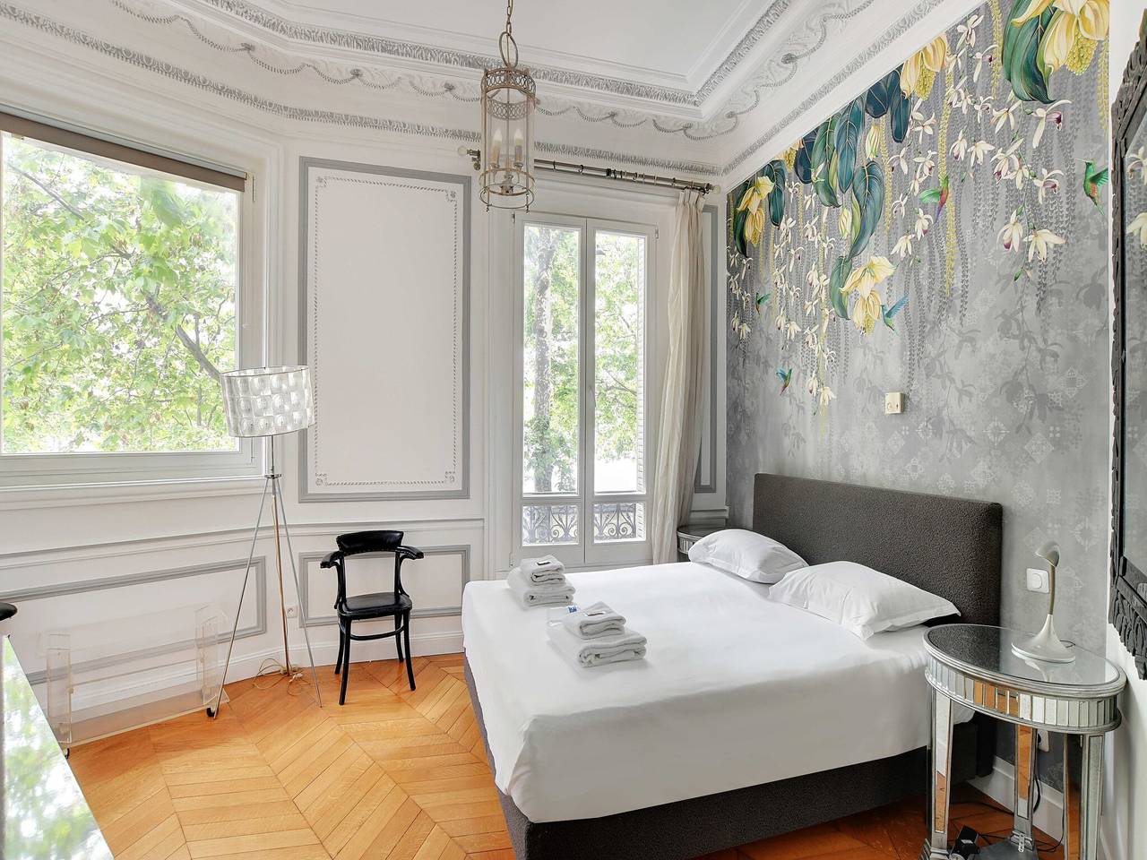 Appartement entier, Magnifique Appt - 2Bd/4P - Georges V / Champs-Élysées in Tour Eiffel, Paris