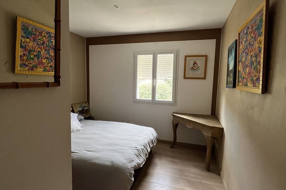 Villa 150 M2 8 Personnes Piscine Calme Jardin Arboré Proche Uzès & Pont du Gard in Vers-Pont-du-Gard, Nimes und Umgebung