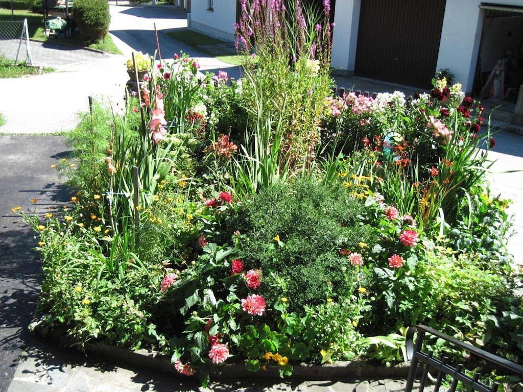Holiday home in Ebensee with swimming pool in Ebensee, Bezirk Gmunden
